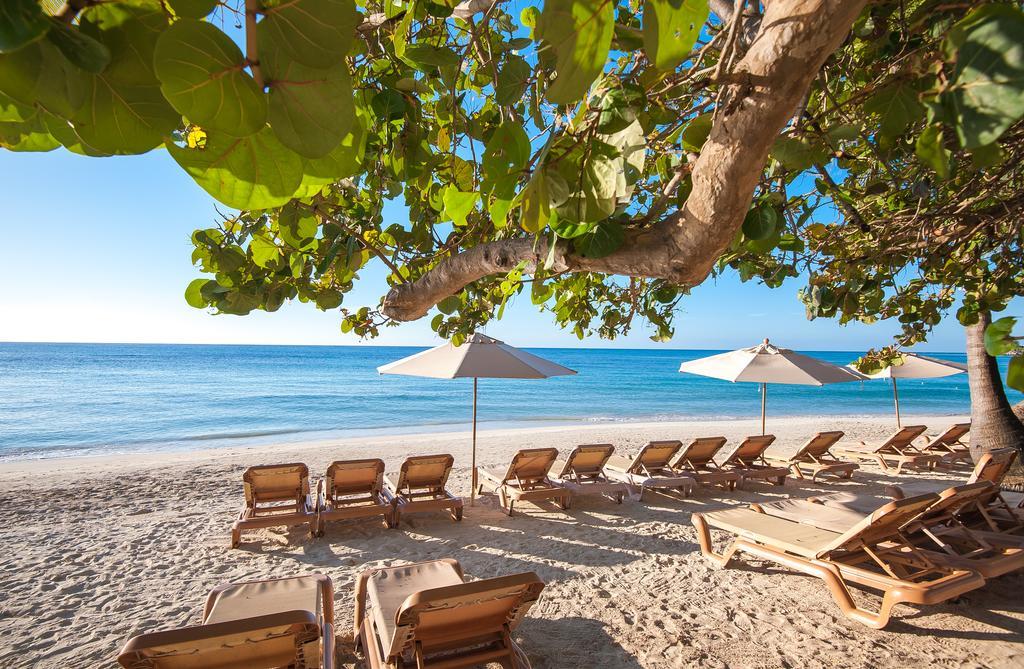 Infinity Bay Spa & Beach Resort West Bay Extérieur photo